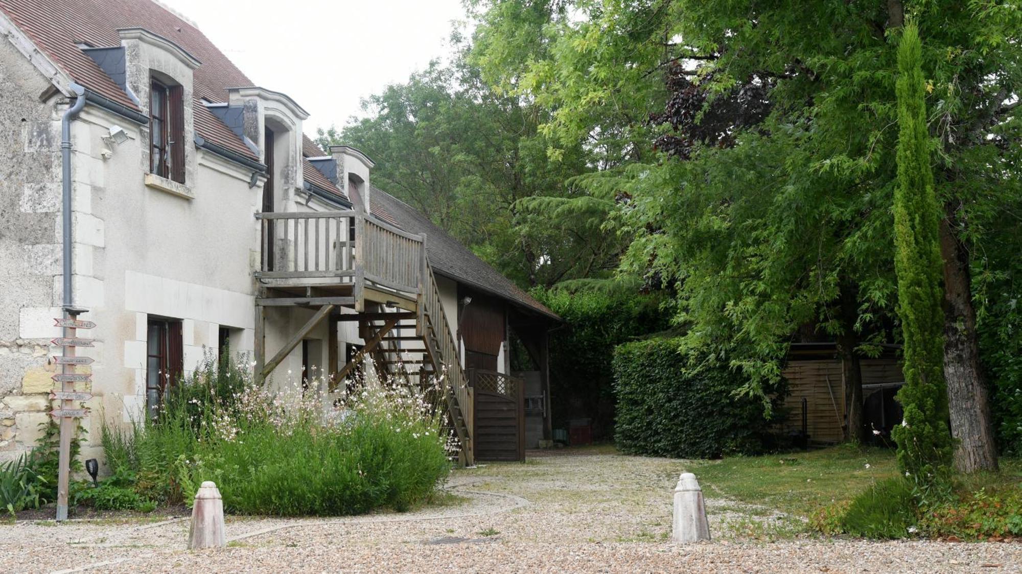 Logis Auberge De Launay Limeray Exteriör bild